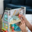 honey-bee-acres-sunflower-country-cottage-17-piece-doll-playset