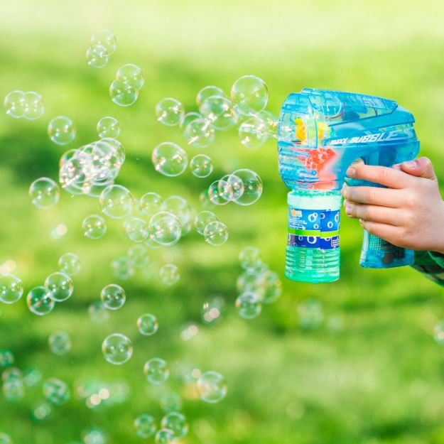 MAXX BUBBLES BUBBLE BLASTER WITH LIGHT